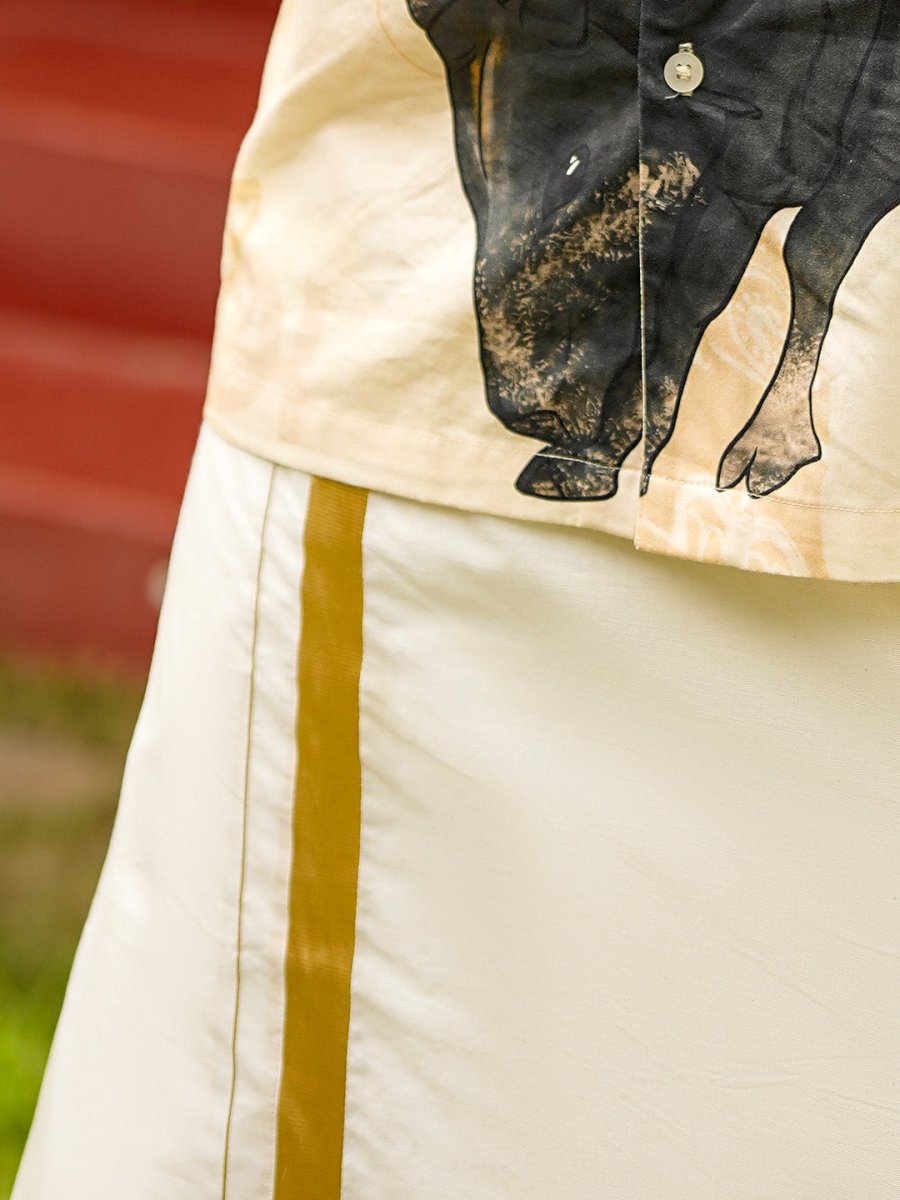 Golden Kara Mundu